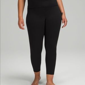 Lululemon Aligns high rise 25”